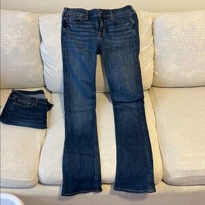 Hollister Women's Dark Blue Straight Leg Jeans